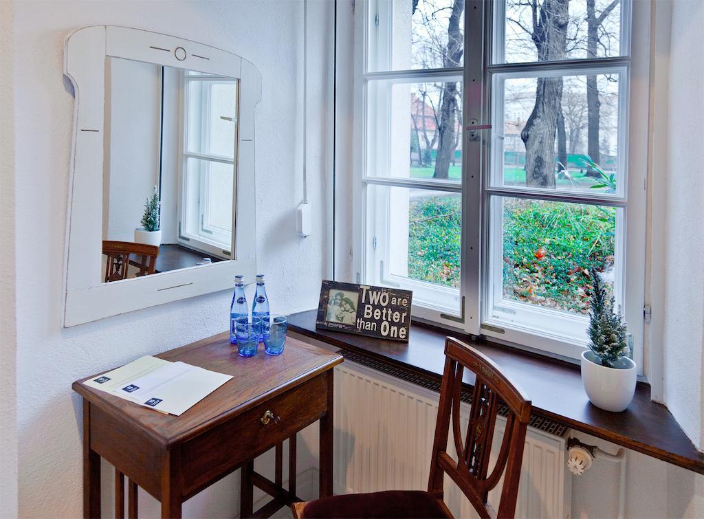 Barokowy Zakatek Bed & Breakfast Świdnica Rom bilde